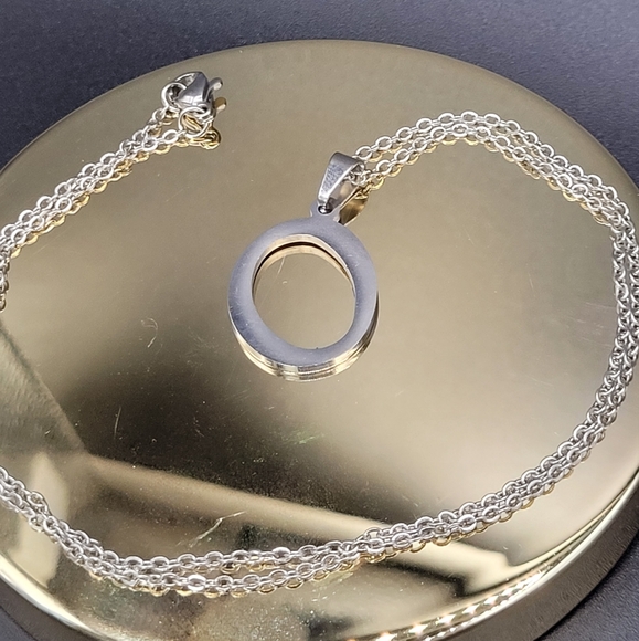 Silver Mean Girls Inspired Letter Necklace. Letter O. - Picture 3 of 7